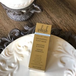 BRAND NEW WHISH Exfoliating Foot Mask - Full Size